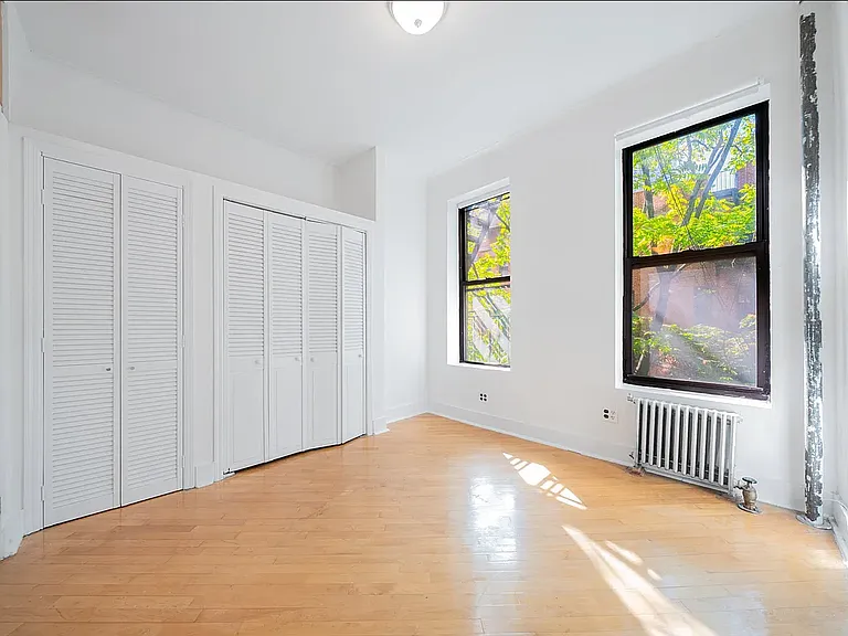 334 E 94th St #3B — Photo 3