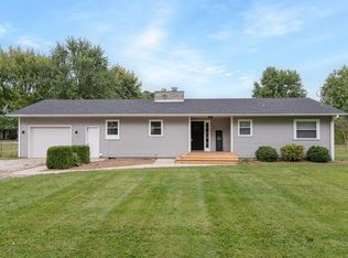 418 W Hubert St, Sweetser, IN 46987