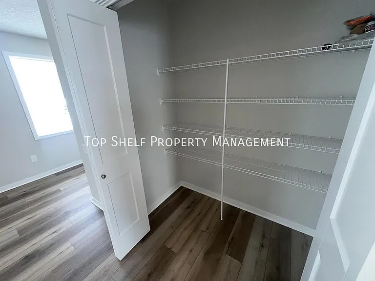 173 NE 56th St — Photo 3