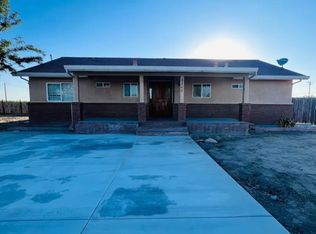8260 E Keyes Rd, Hughson, CA 95326