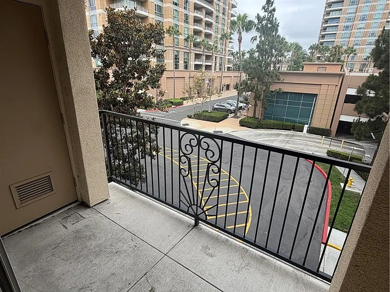 2313 Watermarke Pl — Photo 18