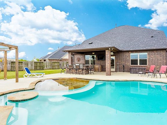 4th image of 5403 Little Creek Ct