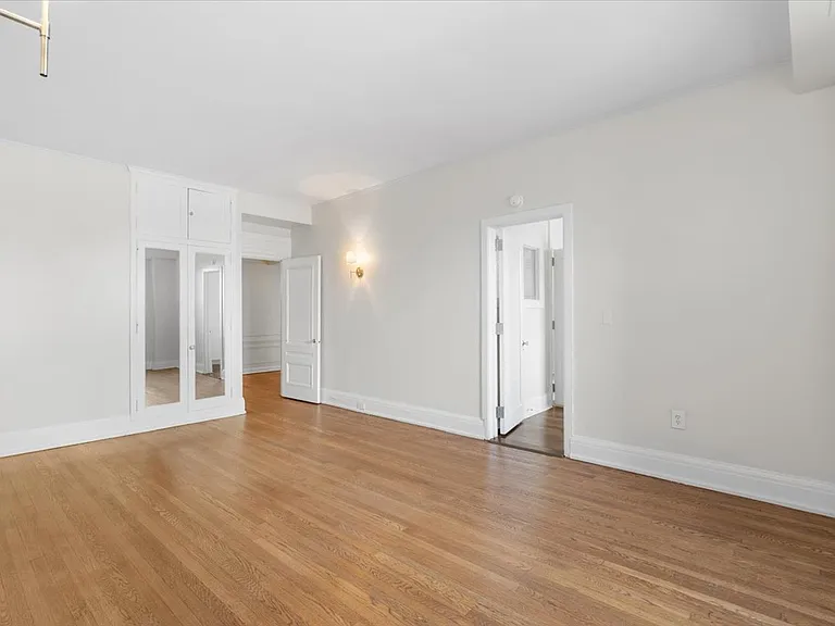 2900 E Jefferson Ave #C3 — Photo 20