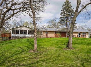 1712 Manchester Rd, South Beloit, IL 61080