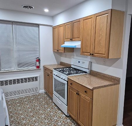 4th image of 25-51 22nd St #1