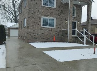 17716 Hanna St, Melvindale, MI 48122