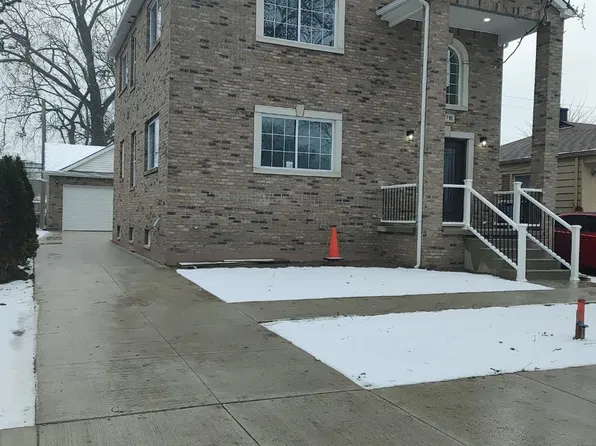 17716 Hanna St, Melvindale, MI 48122