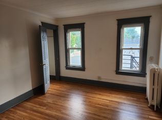 45 N Clinton St #1R, Poughkeepsie, NY 12601