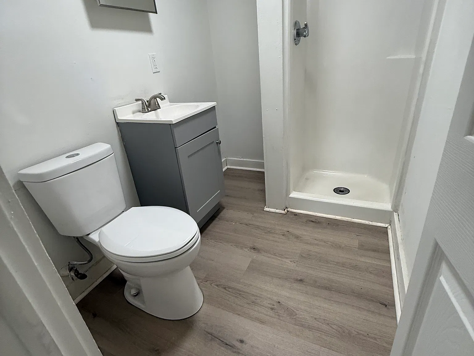Studio, 200 sqft, $1,500 — Photo 4