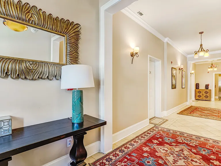 425 E McDonough St #101 — Photo 32