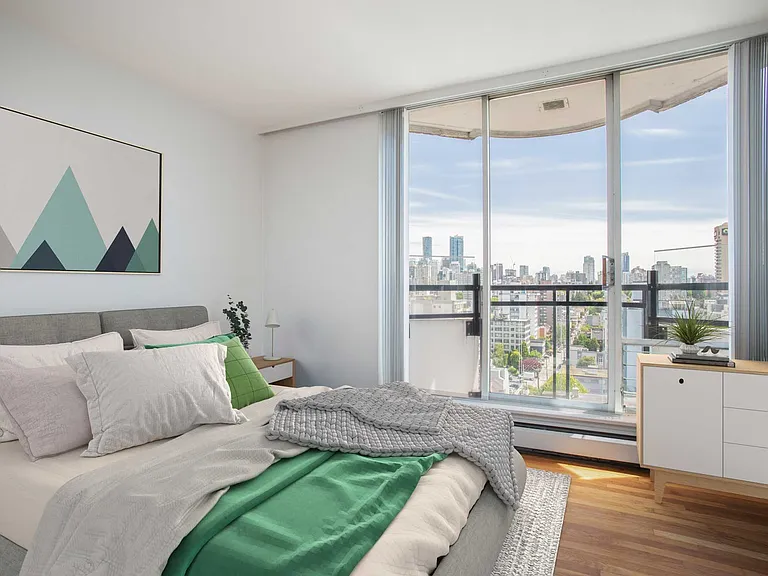 2045 Nelson St #1704 — Photo 4