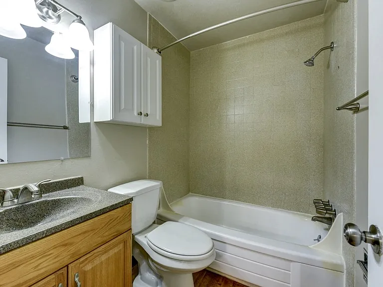 Red Brick Apartments — Photo 10