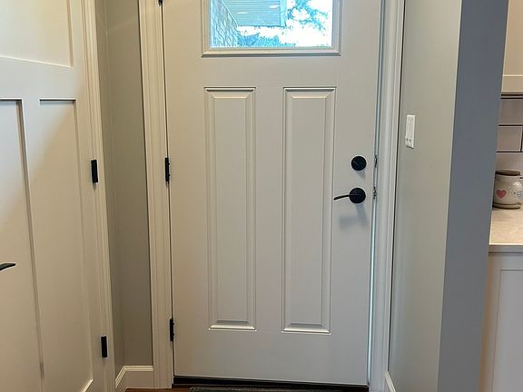 4th image of 2216 E Lincoln St #12