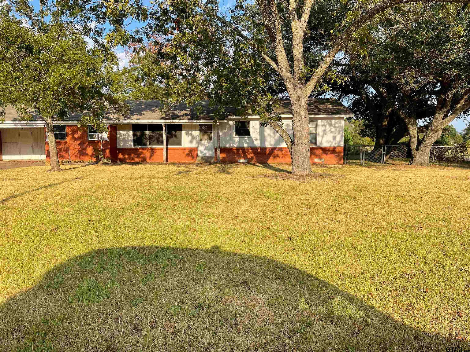 900 N Palm St, Van, TX 75790 Zillow