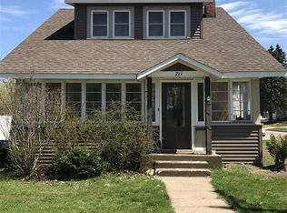 711 S Kimberly Ave, Iron Mountain, MI 49801