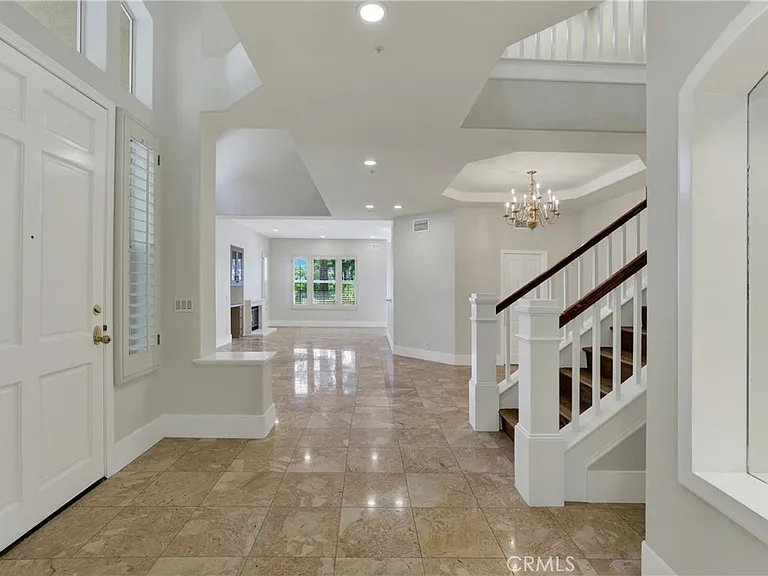 2468 Aquasanta — Photo 15