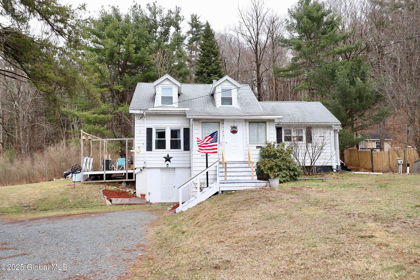 1st image of 8488 Miller Hill Road