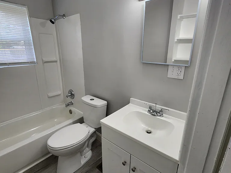 2519 Renwood Pl — Photo 14