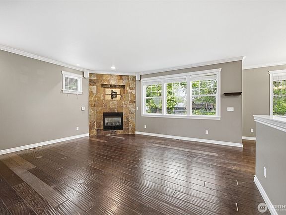 4th image of 1213 Garland Lane