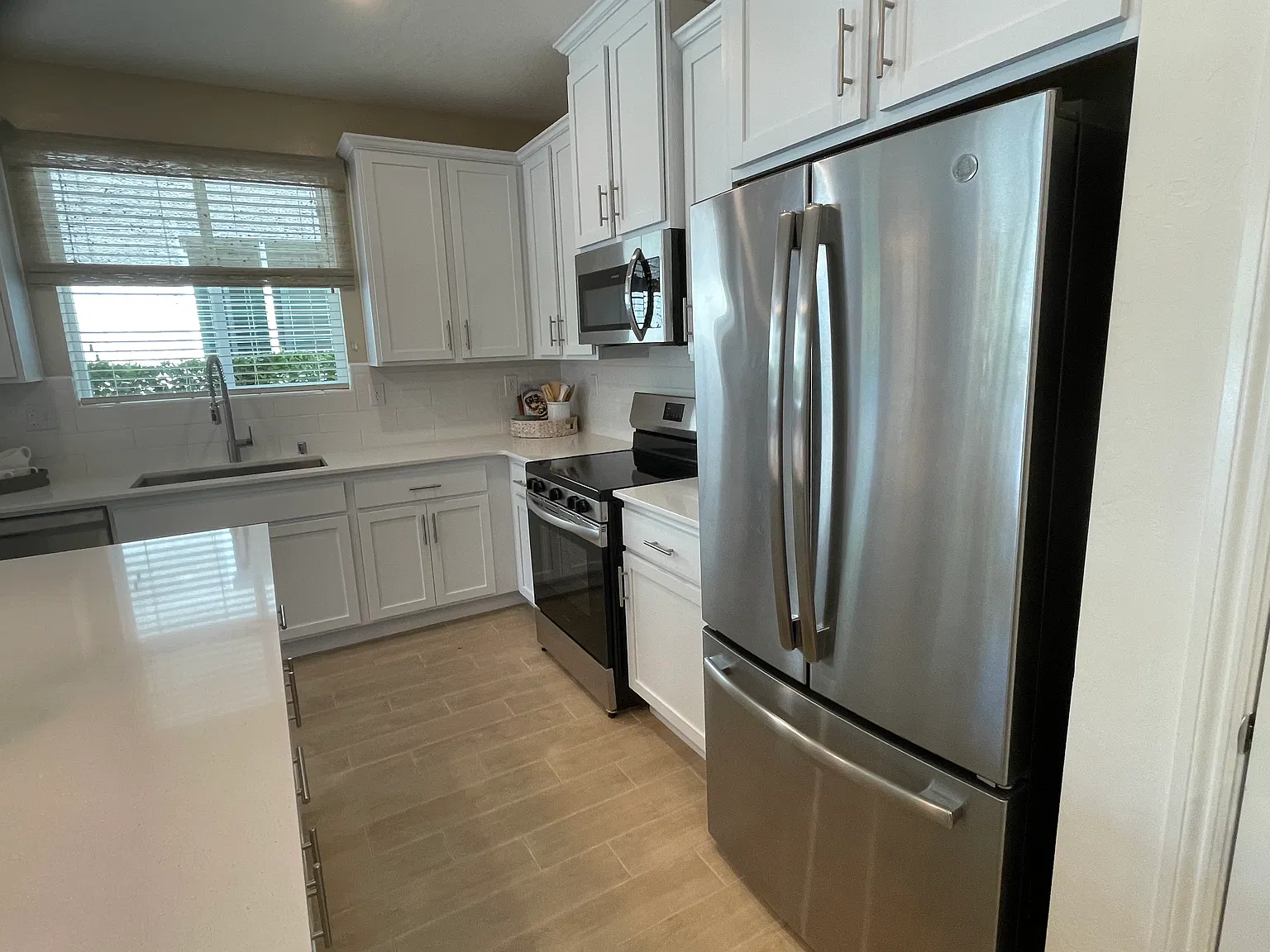 4 bed, 1612 sqft, $2,350 — Photo 4