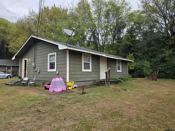 300-302 304 Walnut, Naples, TX 75568