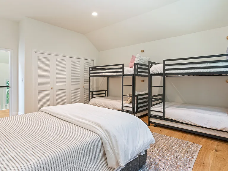 970 Rachael Rd — Photo 19