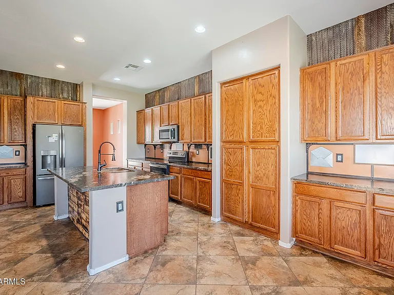 6922 S Black Hills Way — Photo 11
