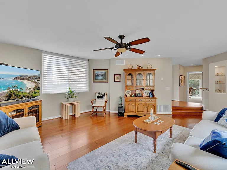 17547 Devereux Rd — Photo 10