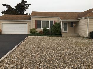 103 Greenwood Ln, Forked River, NJ 08731