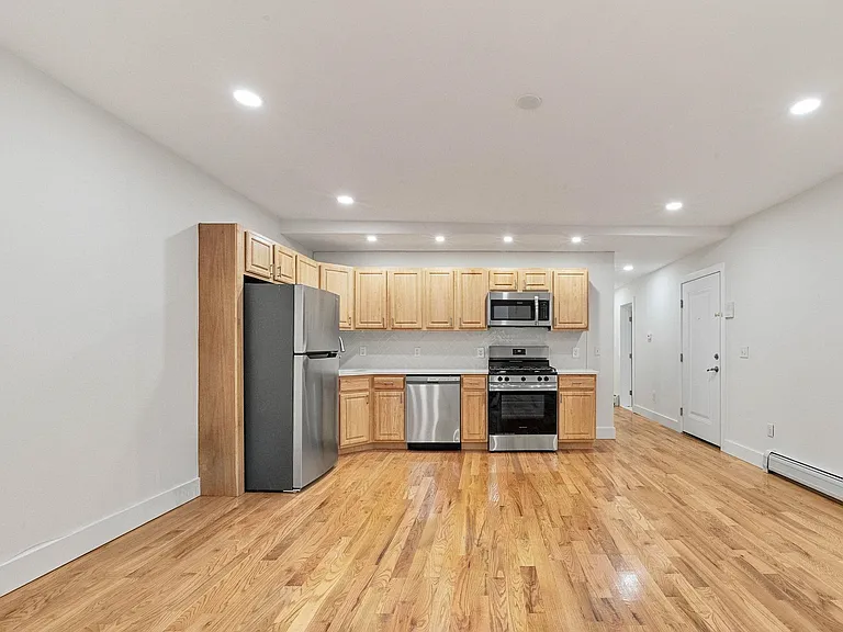1017 Park Ave #G — Photo 3