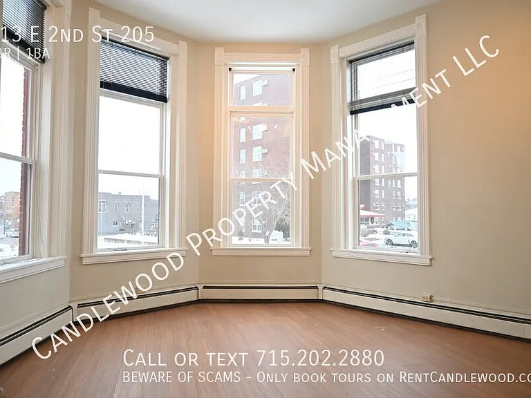 713 E 2nd St #205 — Photo 10