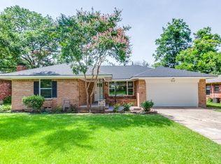 424 Royal Crest Dr, Richardson, TX 75081