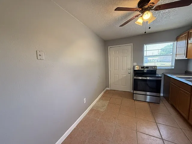 703 S Wilson Ave #103 — Photo 5