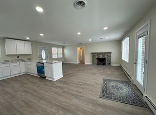 25326 Woodfield Rd, Damascus, MD 20872