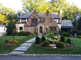 33 Jerome Ave, New Rochelle, NY 10804