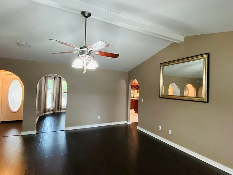 401 Evans Rd — Photo 8