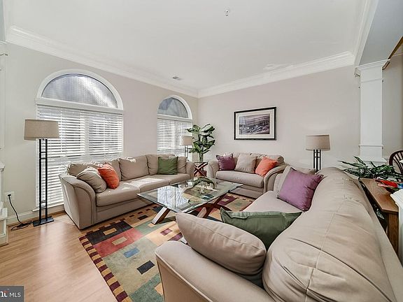 5th image of 207 Watkins Pond Blvd
