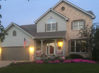 525 Blackberry Ridge Dr, Aurora, IL 60506