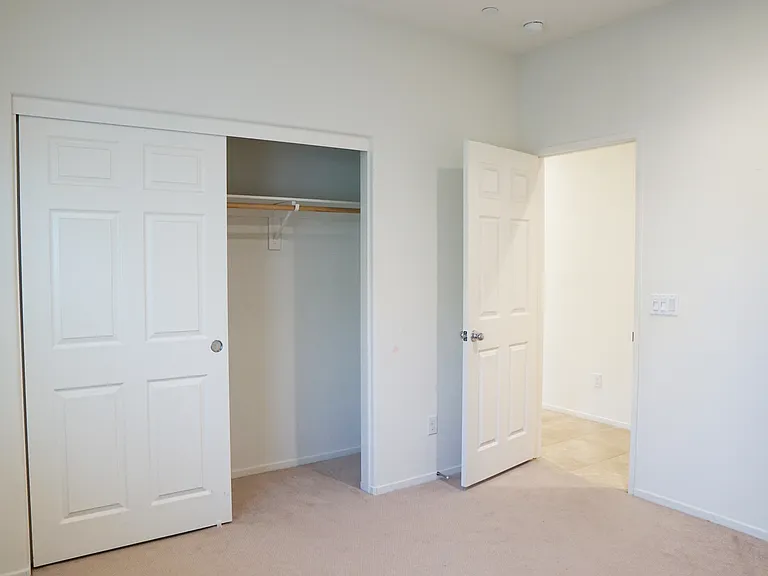 42696 Saragoza Ct — Photo 13