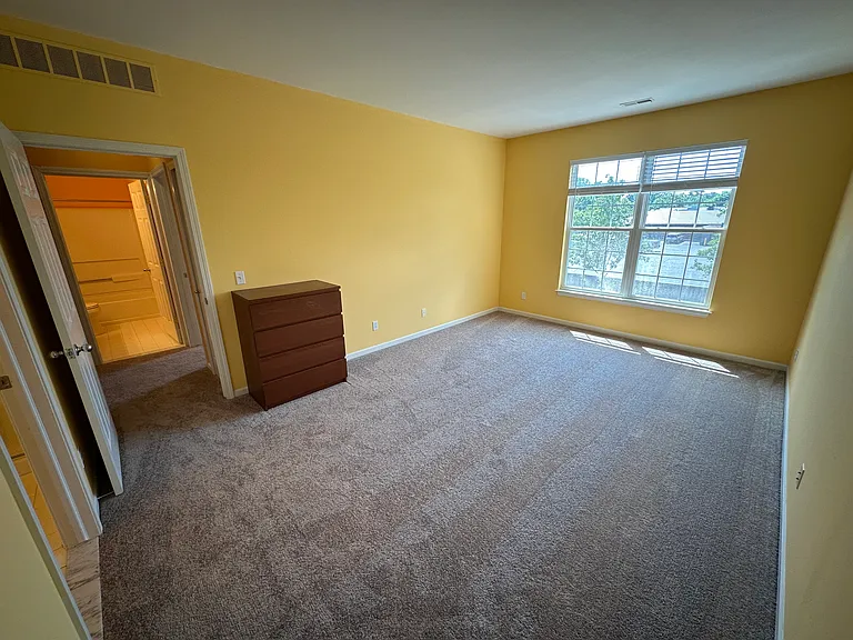 1155 Alameda Blvd #40 — Photo 10