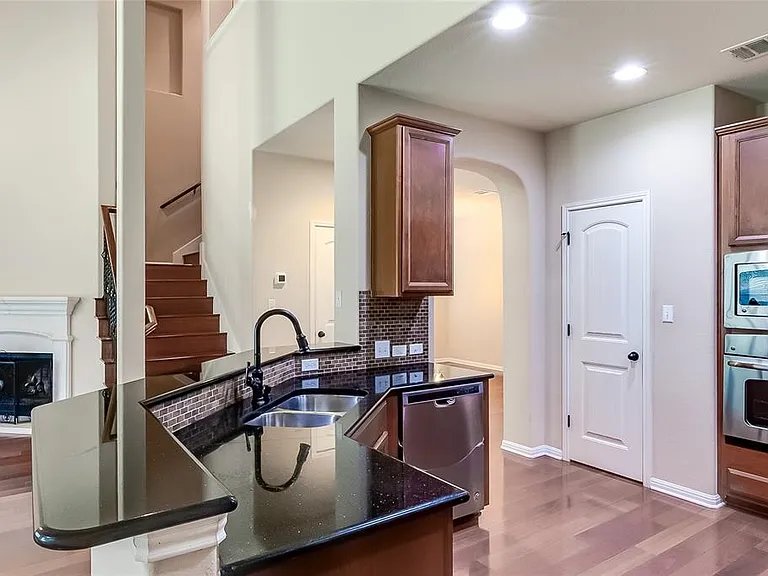 11300 Cherisse Dr — Photo 21