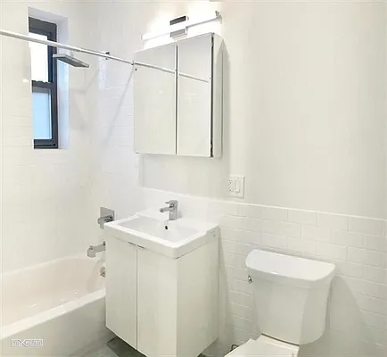 Rented by Citi Habitats | media 6