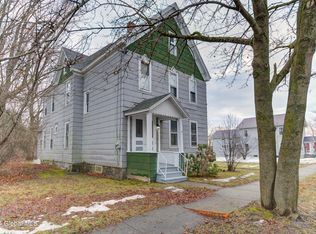 438 N Perry St, Johnstown, NY 12095