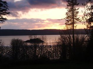 18050 Raleigh Ln, La Conner, WA 98257