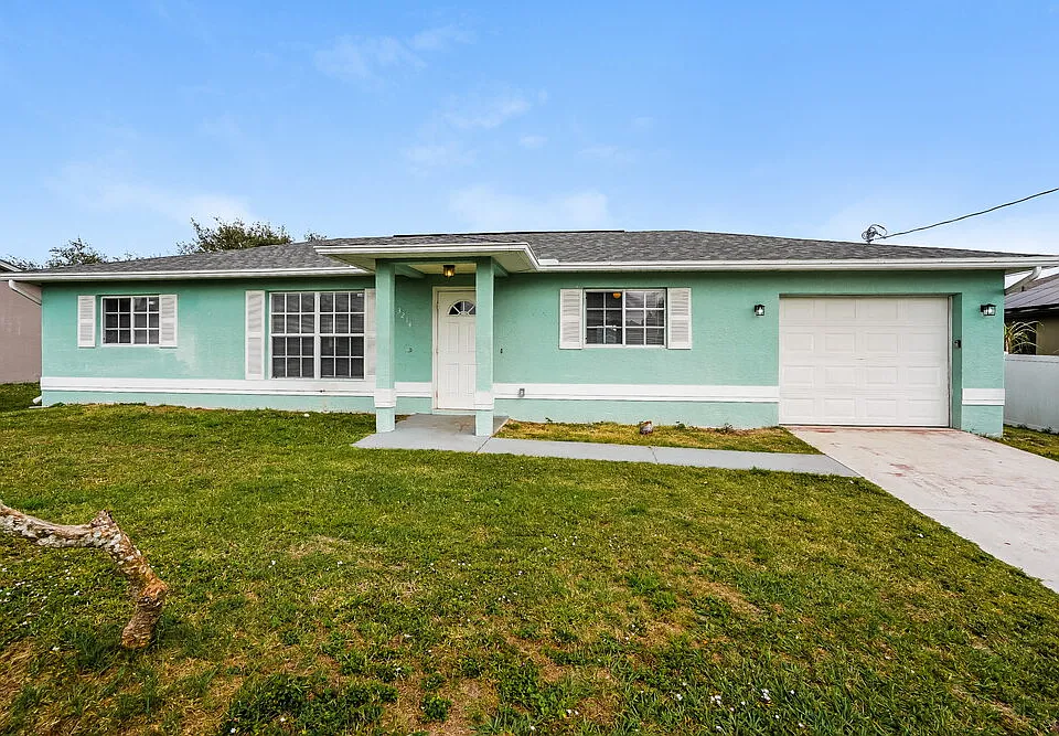 3214 6th St W