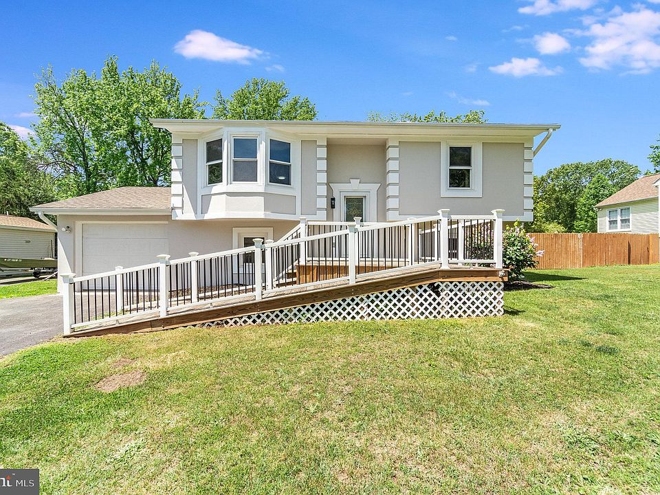 1st image of 7008 Soulier Ln