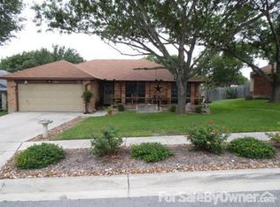 11303 Forest Pass Ct, Live Oak, TX 78233