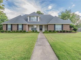 2434 Cardinal Dr, Springdale, AR 72764
