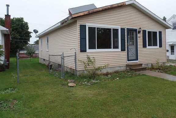 2nd image of 1162 Larke Ave