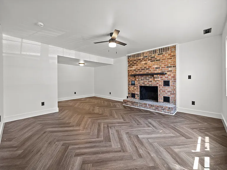635 Myrtlewood Cir — Photo 5